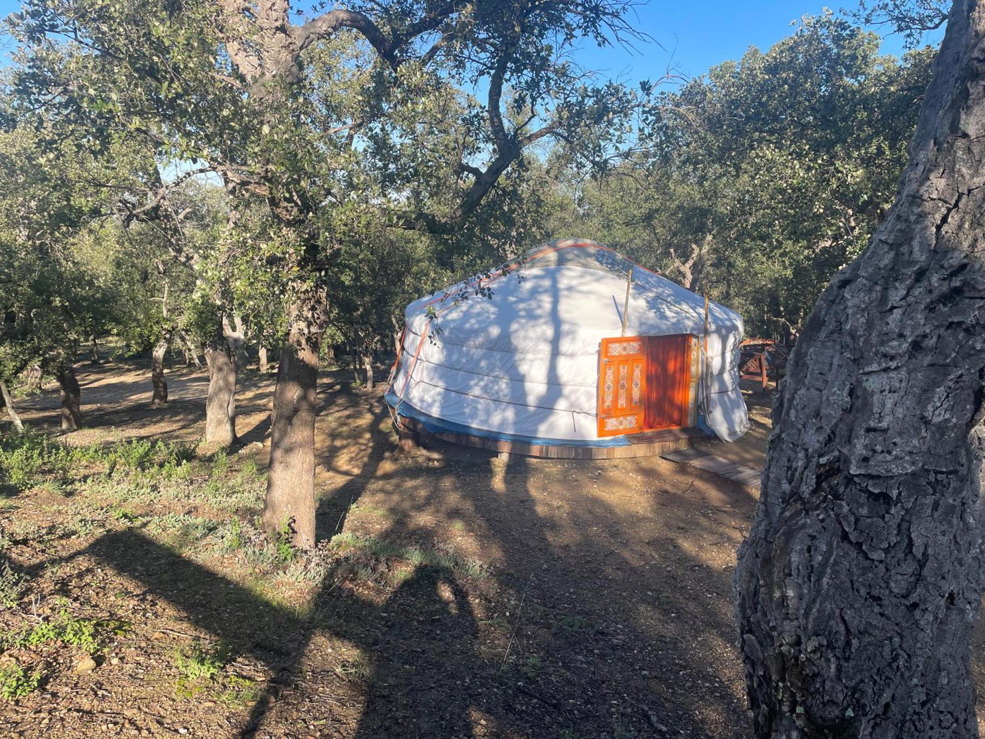Au Soleil Mongol Bed & Breakfast Sorede Luaran gambar