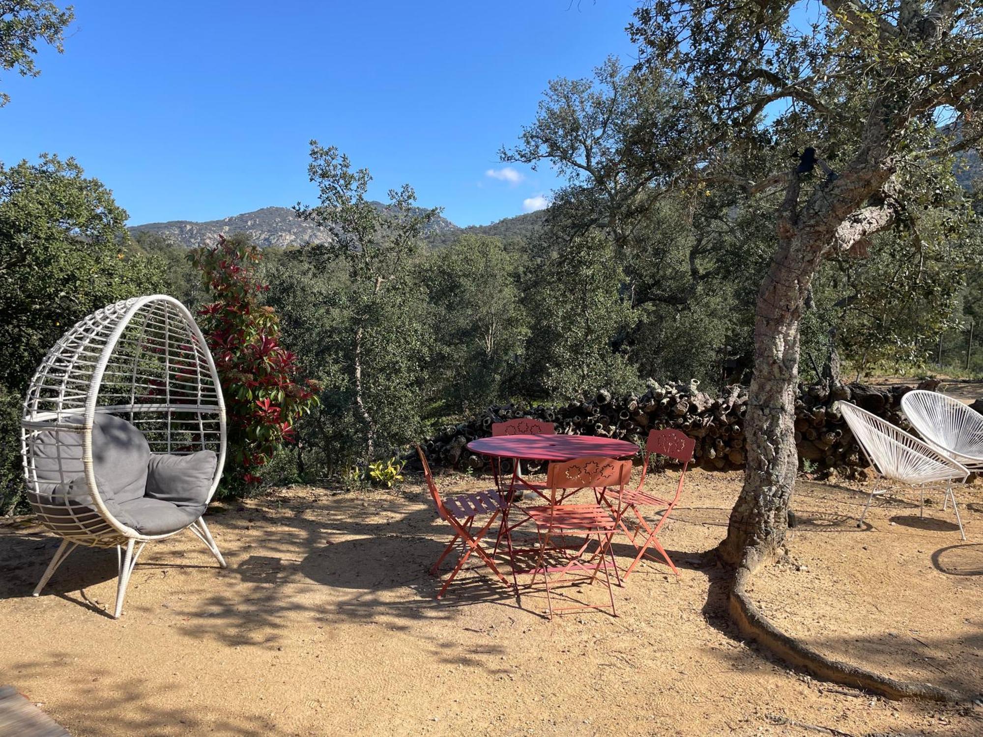 Au Soleil Mongol Bed & Breakfast Sorede Luaran gambar