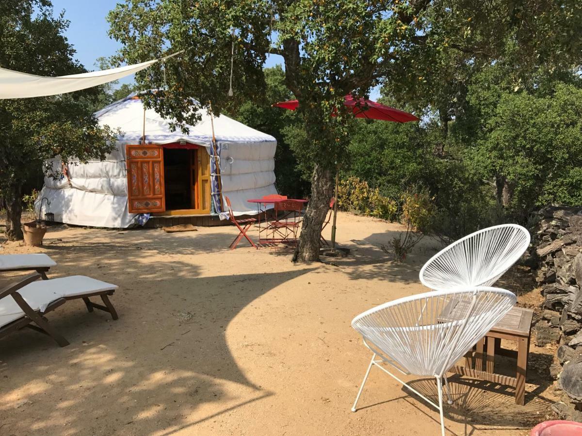 Au Soleil Mongol Bed & Breakfast Sorede Luaran gambar